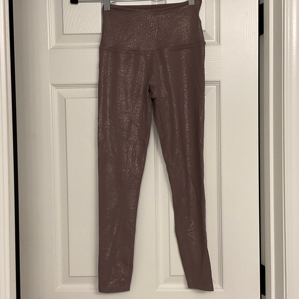 Beyond Yoga Glossy Taupe Leggings